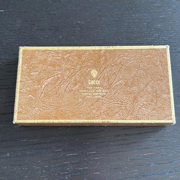 Gucci Vintage Sales Box with Original Tissue Receipts 70s - Picture 1 of 6